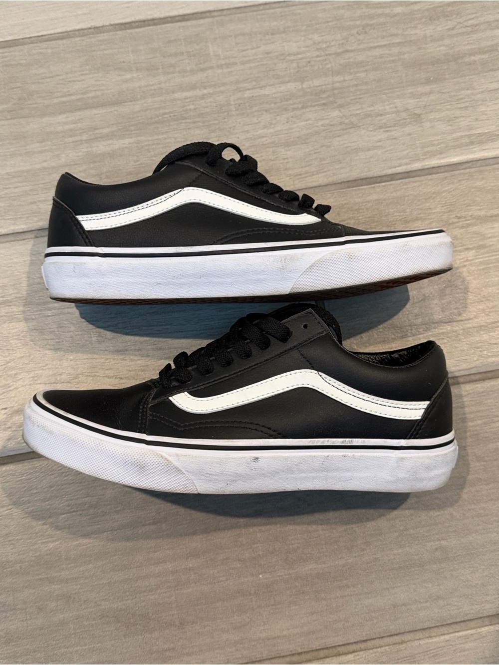 Vans Black & White leather Old Skool Skate Sneakers